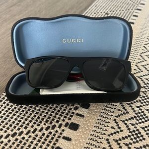 Gucci Polarized sunglasses
